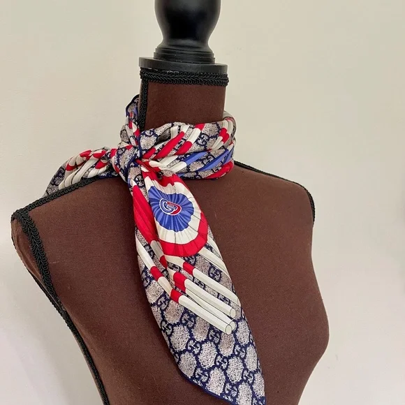 Gucci Scarf Logo GG Print Club WEB Blue Silk Wrap with Gucci Gift Box